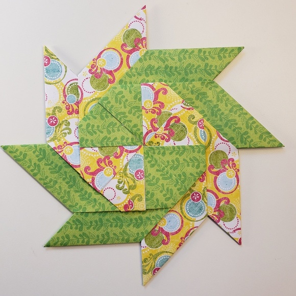 🧵 10 Handmade - 9" Paper Pinwheels - Picture 3 of 6